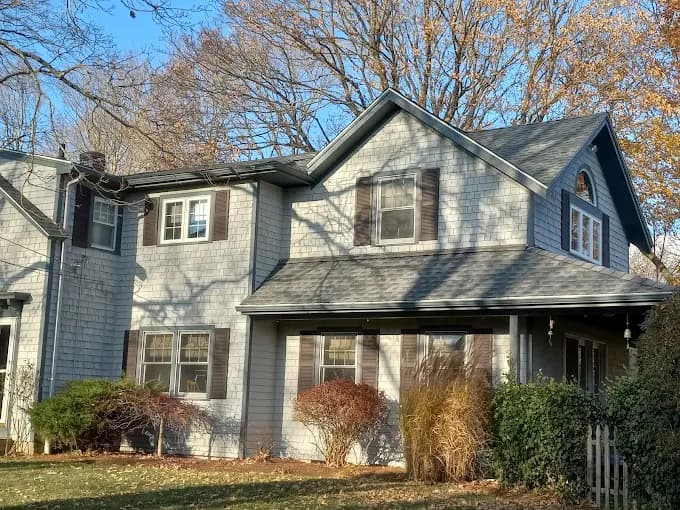 Completed asphalt shingle roof on a Rhode Island home